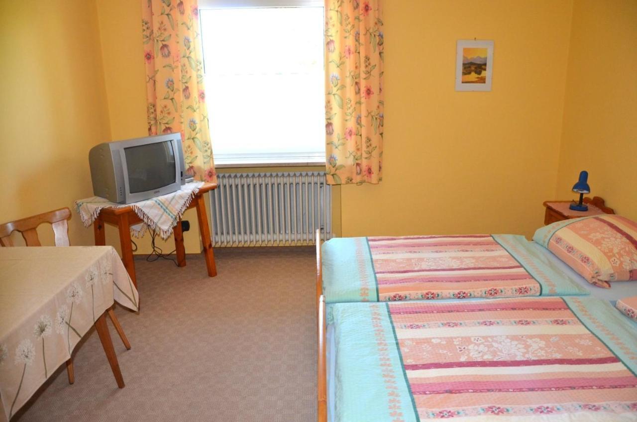 Landgasthof Zur Quelle Seeshaupt Quarto foto